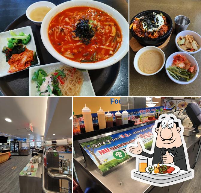 Song #39 s Family Food Court in Great Neck Restaurant menu and reviews