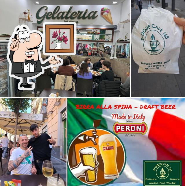 Gli interni di Epoque cafe 165