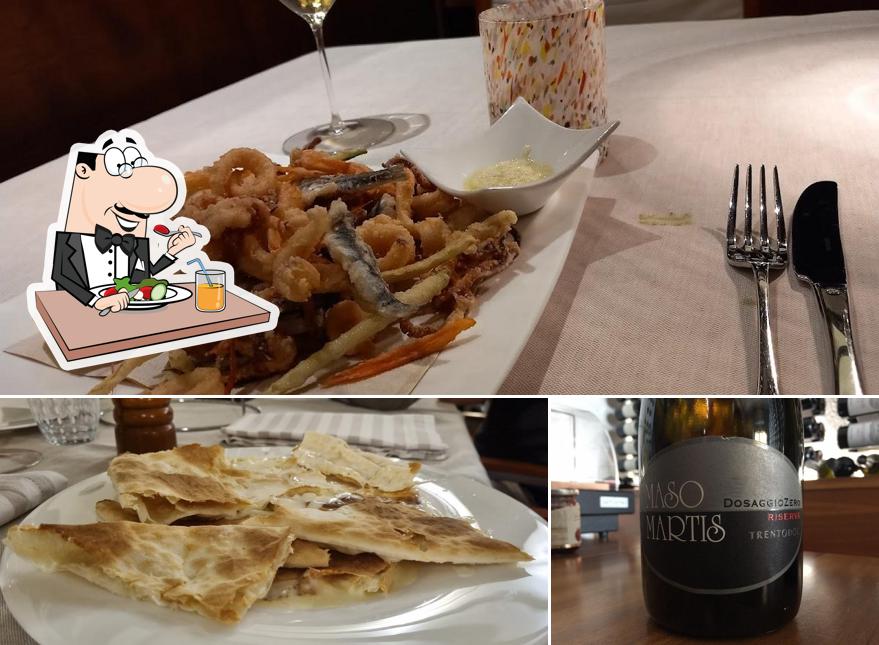 La cibo e alcol del ristorante