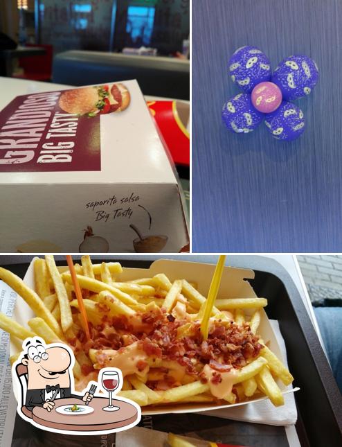 Cibo al McDonald's Faenza