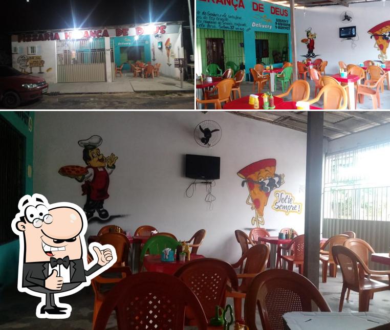 Look at this picture of Pizzaria Herança De Deus