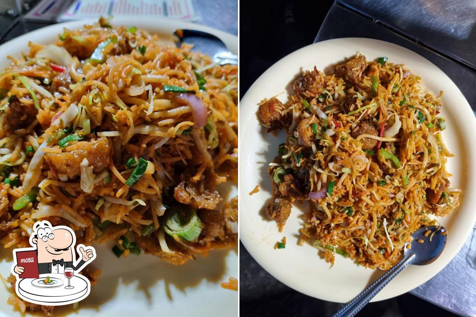 Food at China town