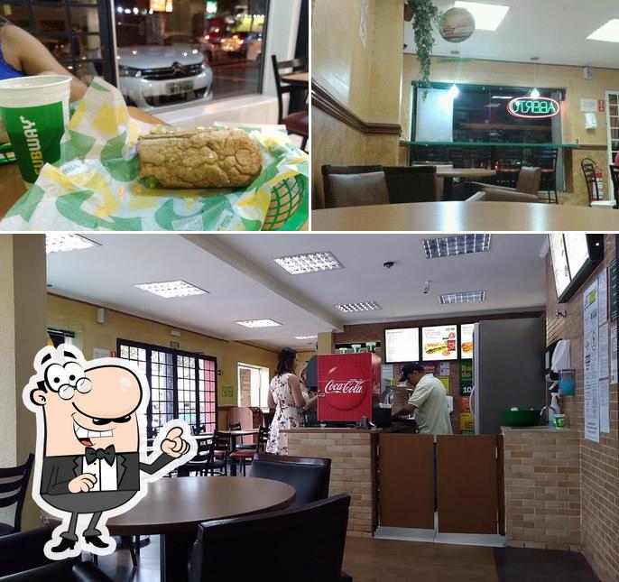 O interior do Subway