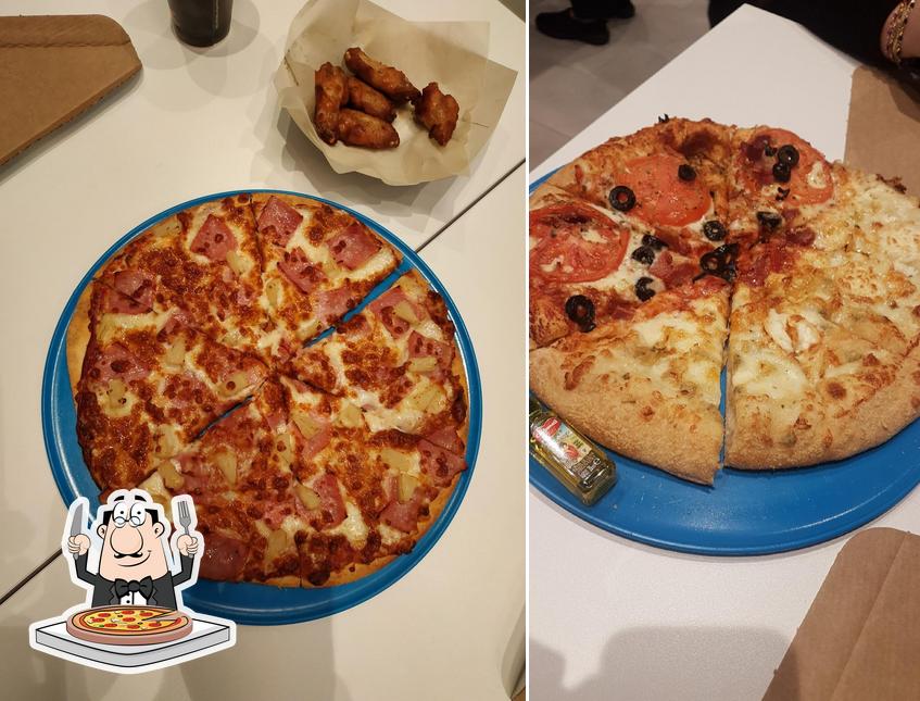 В "Domino's Pizza" вы можете попробовать пиццу