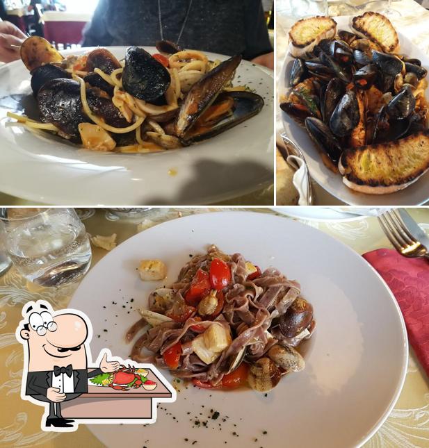 Ordina la cucina di mare a Ristorante Pizzeria Hostaria Cascina