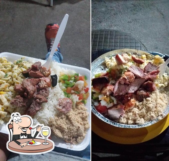 Comida em Churrasquinho Do Cemitério