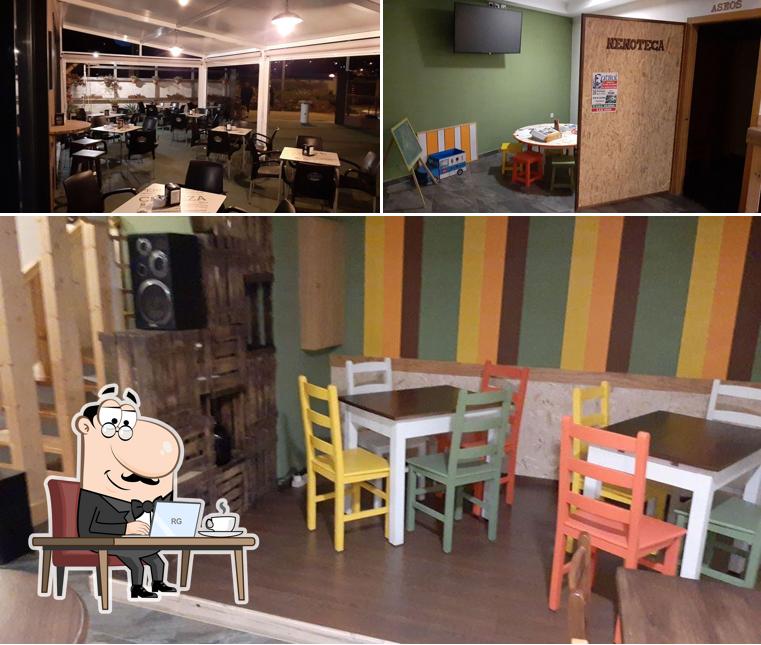 Check out how Taberna A Garboa looks inside