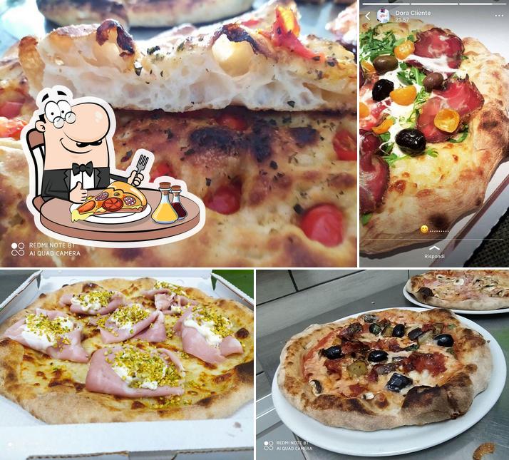 Elige una pizza en Pizzeria Mondo pizza