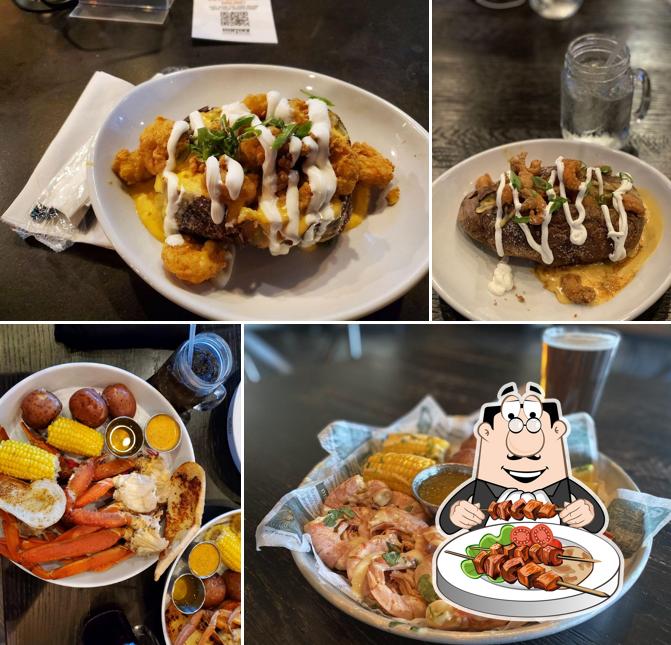Stadium Sportsbook Bar and Grill in Biloxi Restaurant menu and reviews