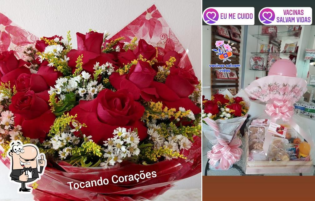 Here's a pic of Tocando corações- Cestas de café da manhã- Buque de Flores- Bandejas de frios-Tele Mensagens- presentes personalizado