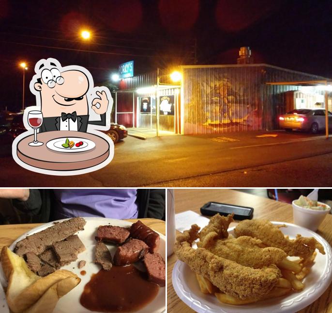 Porky's Smokehouse & Grill in Marshall Restaurant menu and reviews