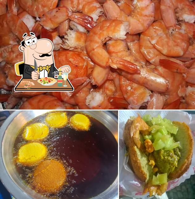 Platos en Acarajé Di Dó