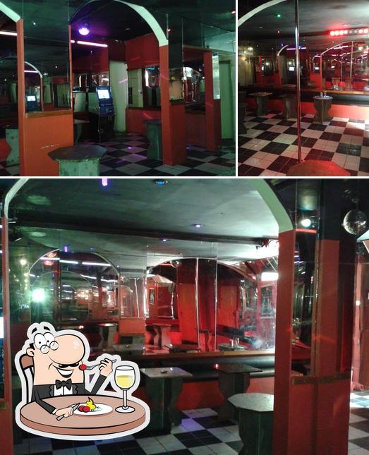 Comida em Corte Scotch Bar