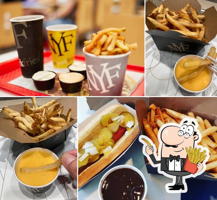 Dégustez des frites à New York Fries Pacific Mall