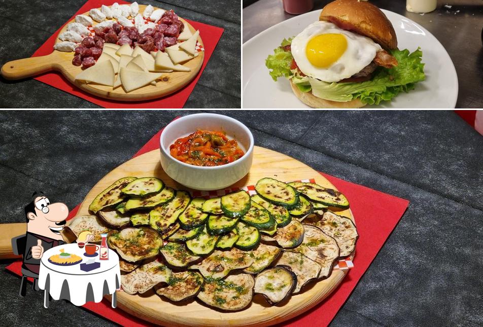 Piatto di formaggi al Fifty Pizza & Diner