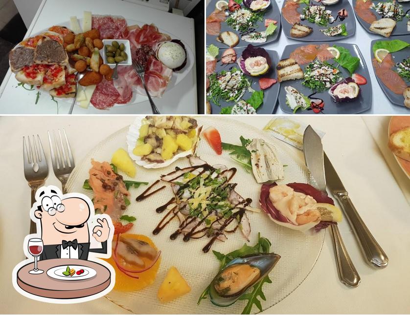 Platti al Nuova Taverna Roberteschi