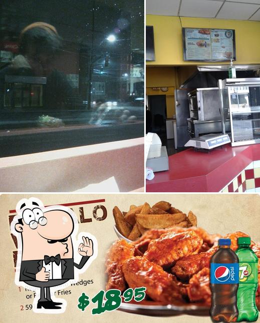 Wing Machine, 1661 Eglinton Ave in Toronto Restaurant menu and reviews