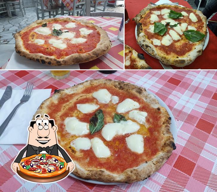 Prova una pizza a Pizzeria Napoli Centro