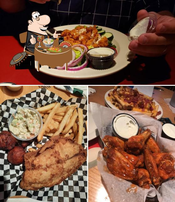 AJ Gator's Sports Bar & Grill, 9575 Shore Dr in Norfolk Restaurant