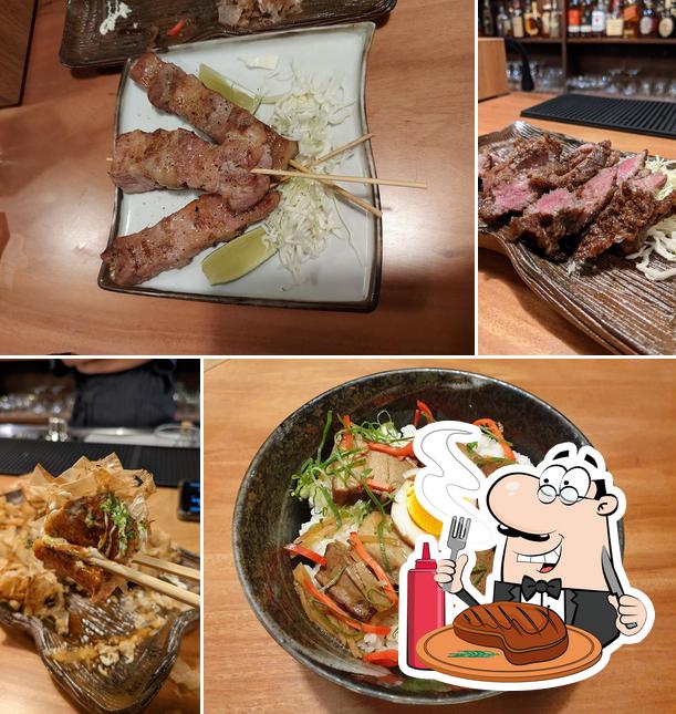 Escolha pratos de carne no Kakurega Izakaya