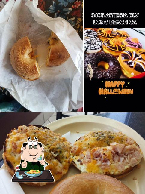 Winchell's Donut House, Bellflower Towne Center Shopping Center, 3495 E Artesia Blvd in Long