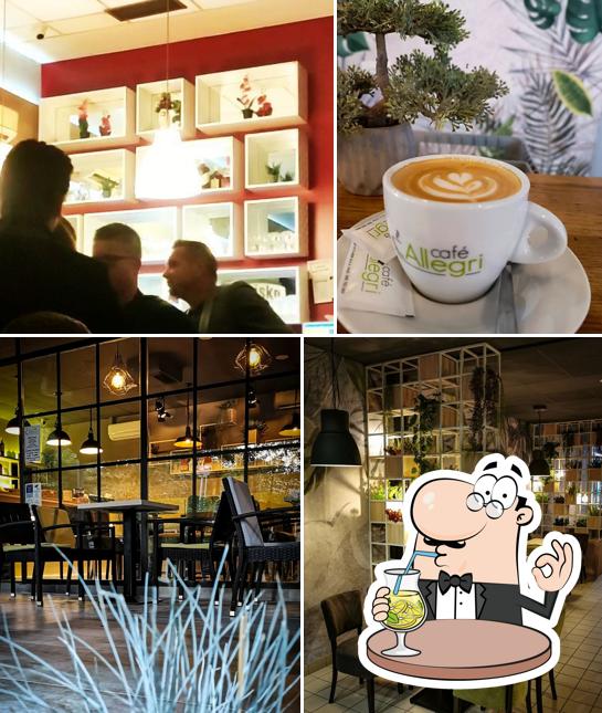 La foto di bevanda e interni da Caffe bar Allegri