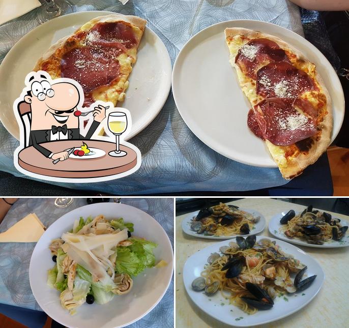 Cibo al Ristorante pizzeria "Bella Italia"