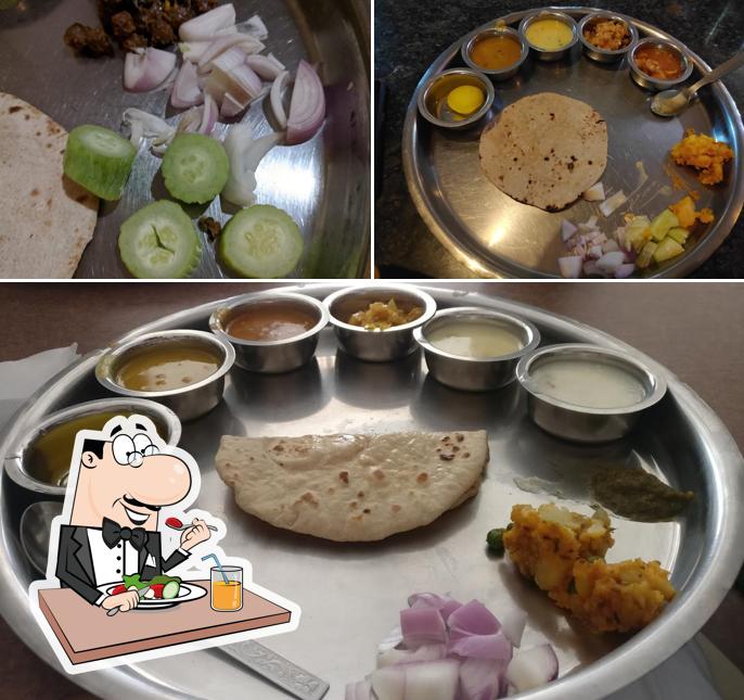 Food at Aashirwad Dining Hall