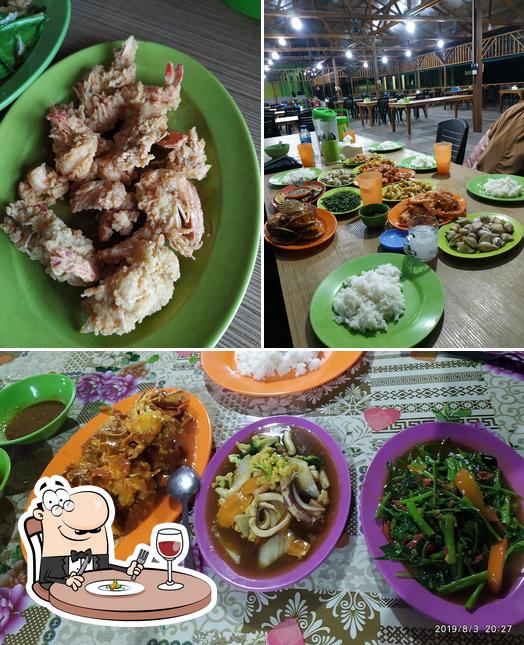 Comida en Kelong Arjam Mentarau Malay Seafood