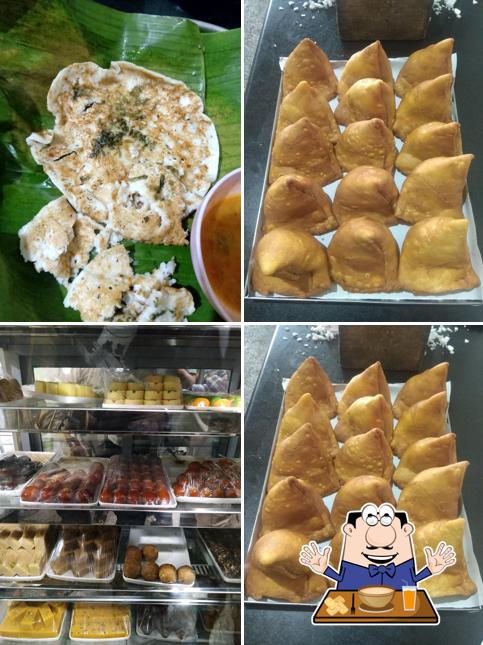 Food at Sri Adhith Bhavan