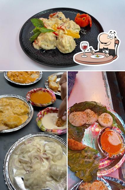 Food at Gazab Momo