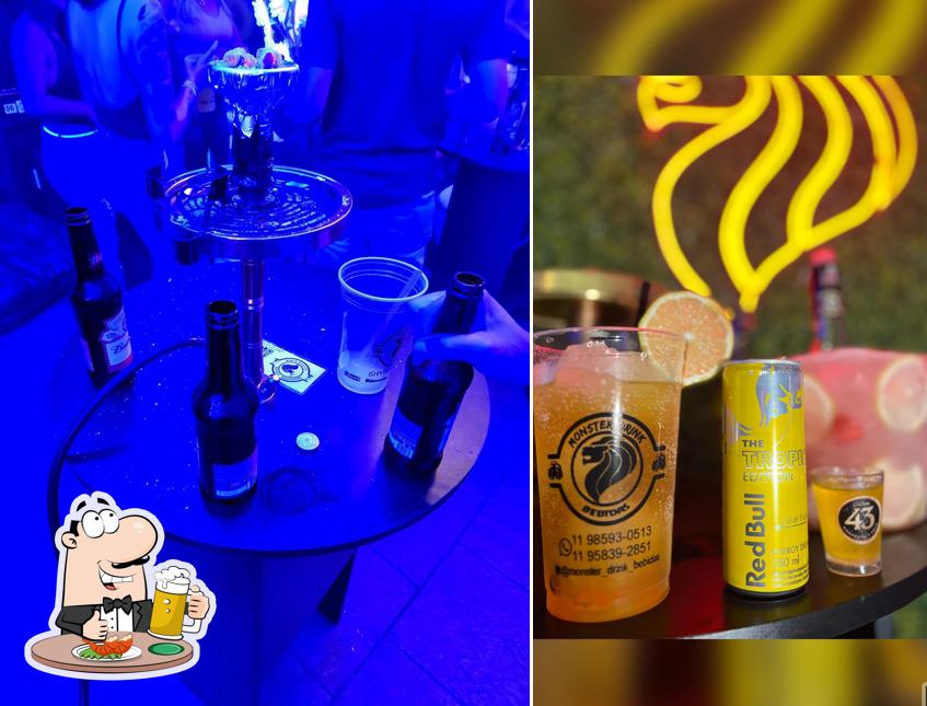 Monster Drink Lounge e bar