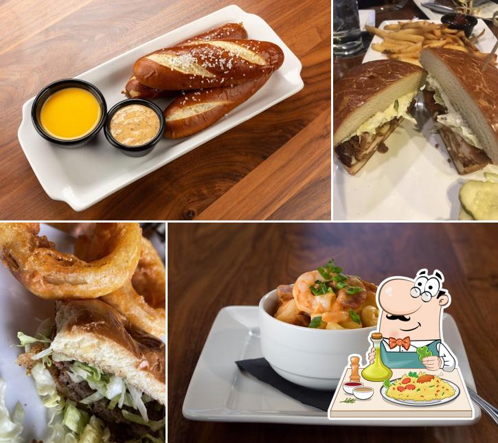 BRU Burger Bar Lexington in Lexington Restaurant menu and reviews
