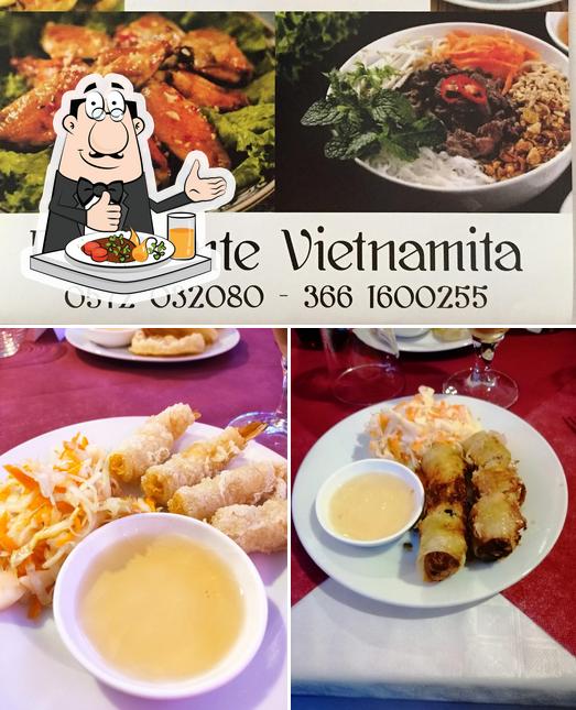 Cibo al Ristorante Vietnamita Chi Ca