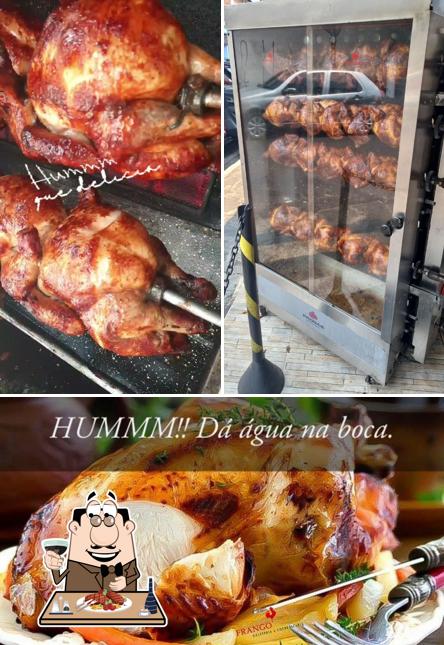 Escolha refeições de carne no Frango Carioca Galeteria & Churrascaria