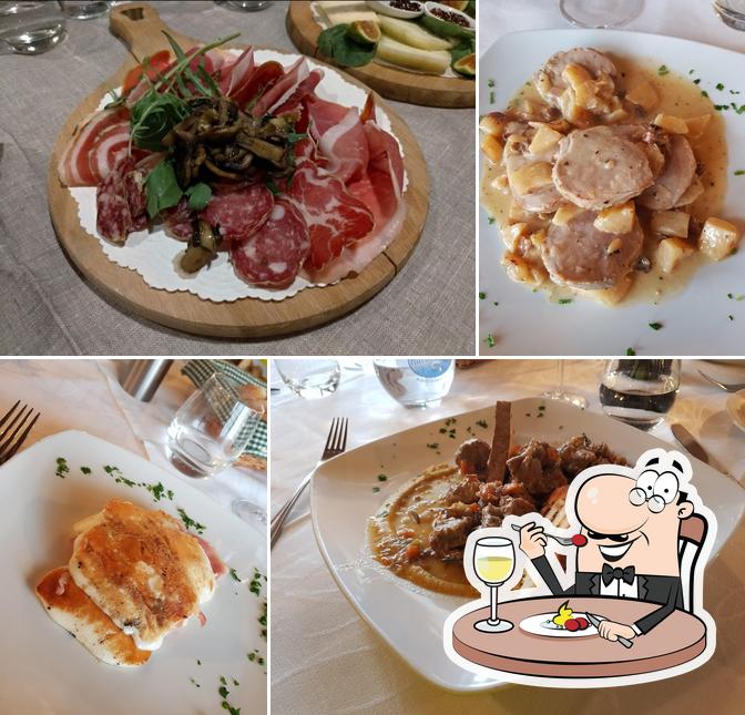 Platti al Pizzeria Trattoria Antichi Sapori Con Forno A Legna E Cucina Tipica