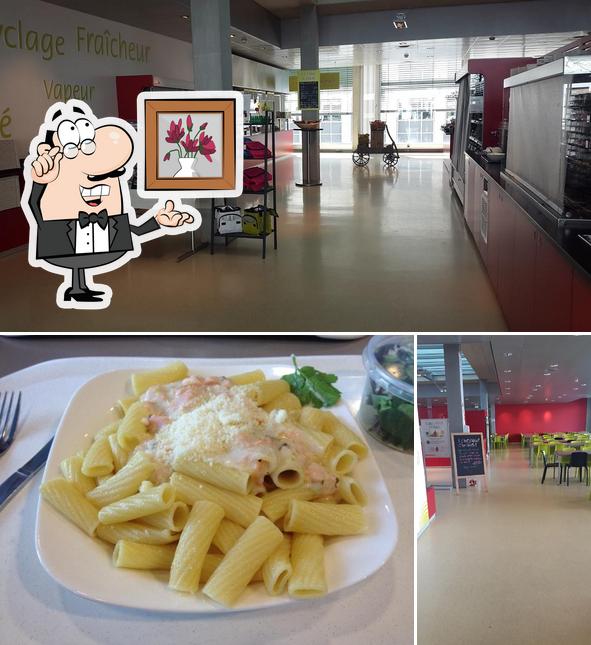 La interni e cibo del ristorante