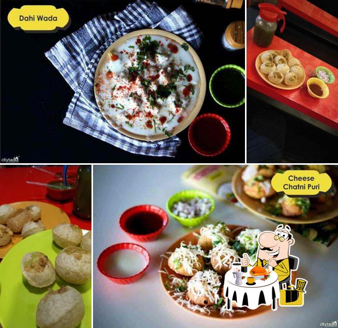 Meals at Golgappa Street