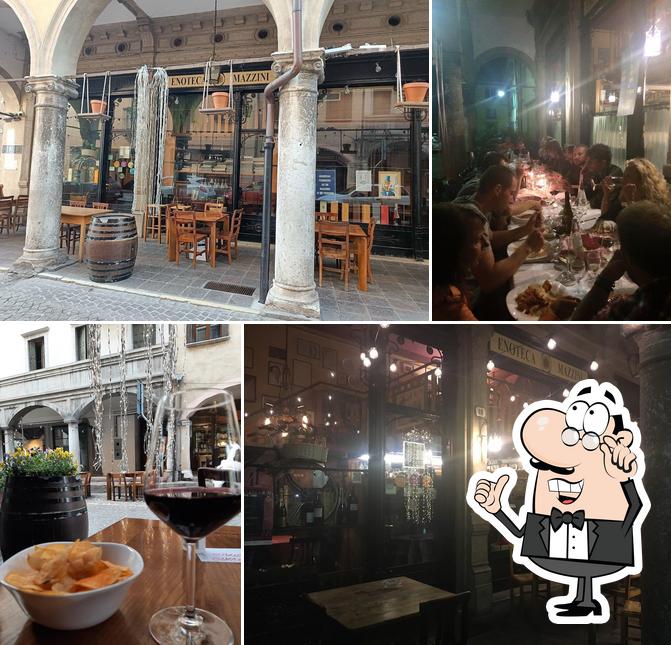 Dai un'occhiata agli interni di Enoteca Mazzini