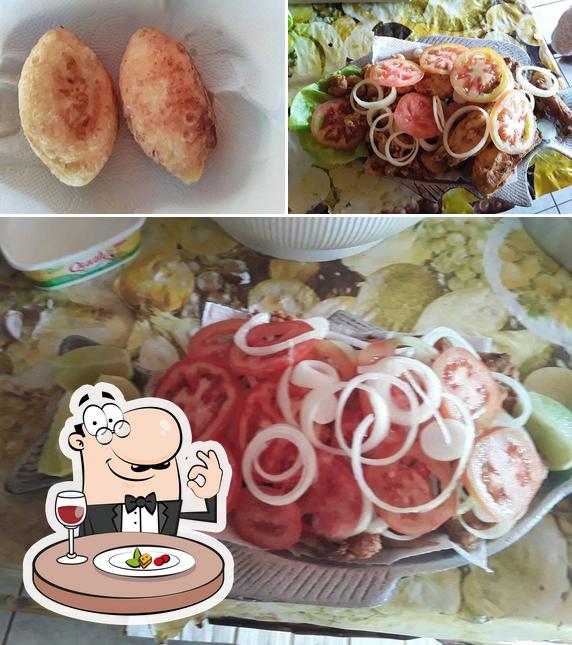 Comida em Barraca do Marciano