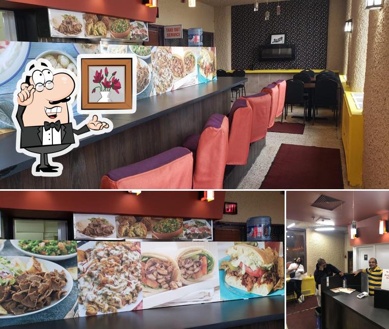 Donair Guys se distingue par sa intérieur et burger