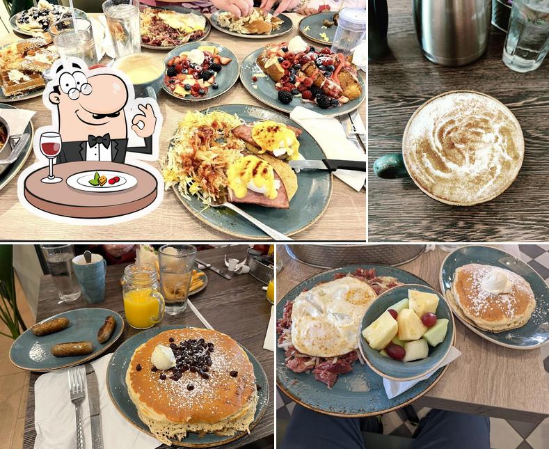 Honeyberry Pancakes & Cafe in Greenfield Restaurant menu and reviews
