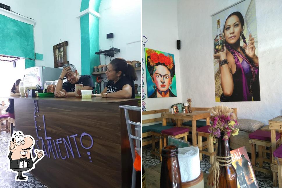 Check out how El Pensamiento looks inside