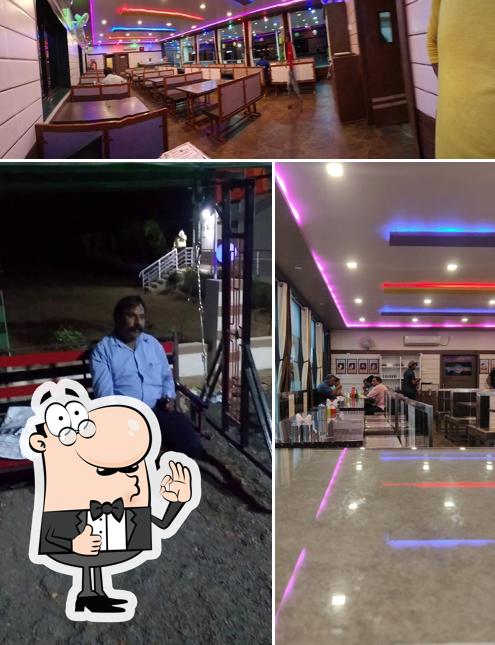 Fun Point Hotel, Dhrangadhra - Restaurant reviews