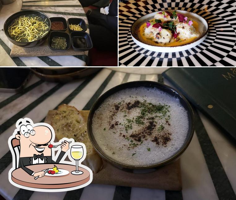 Meals at Molecule IFC