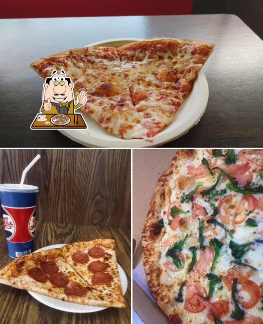 Pizza King, 35 N Main St 1 in Wellsville Restaurant menu and reviews