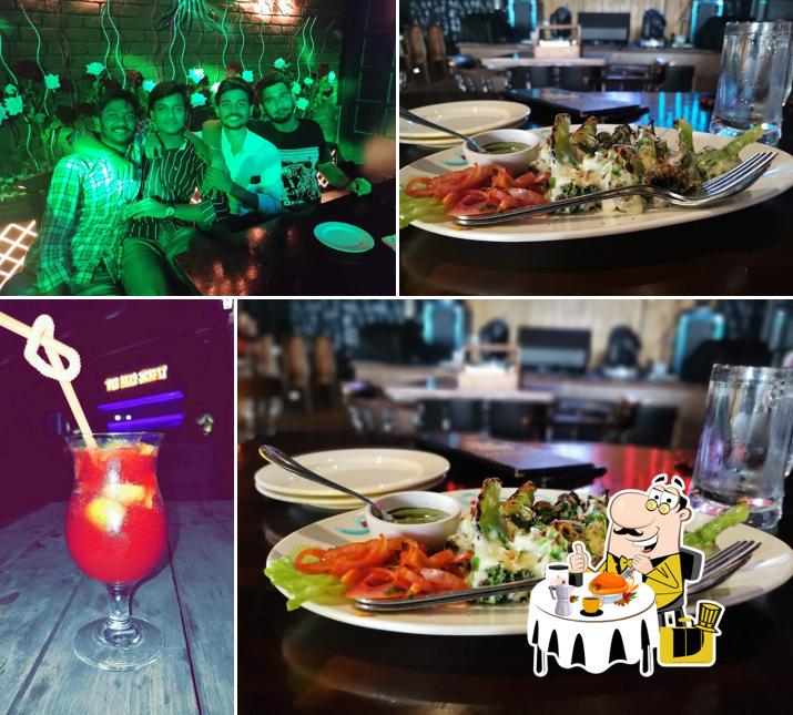 Food at Street Club Bar Patiala
