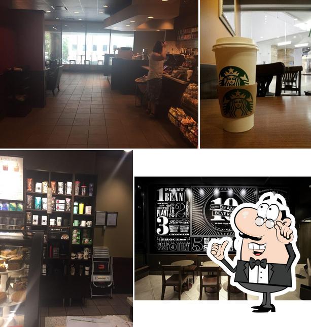 L'intérieur de Starbucks