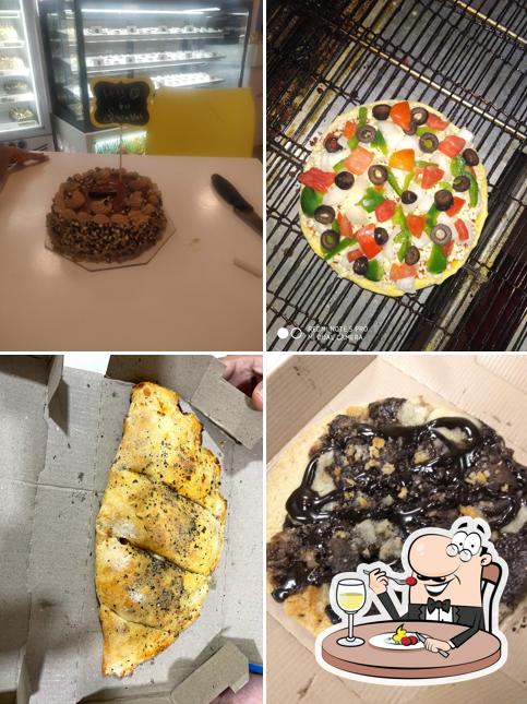 Meals at Domino's Pizza Srinagar, Kakinada
