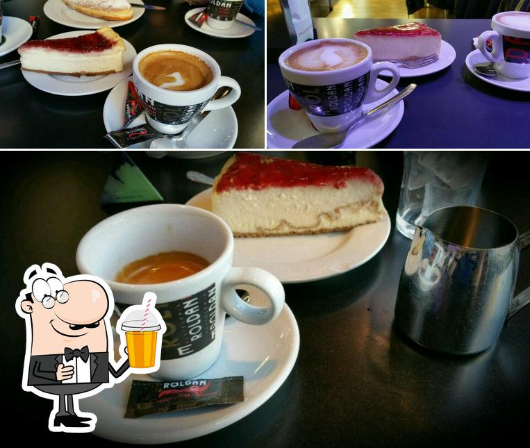 Hermanos Roldán, Avenida Medina Azahara, s/n in Córdoba Restaurant